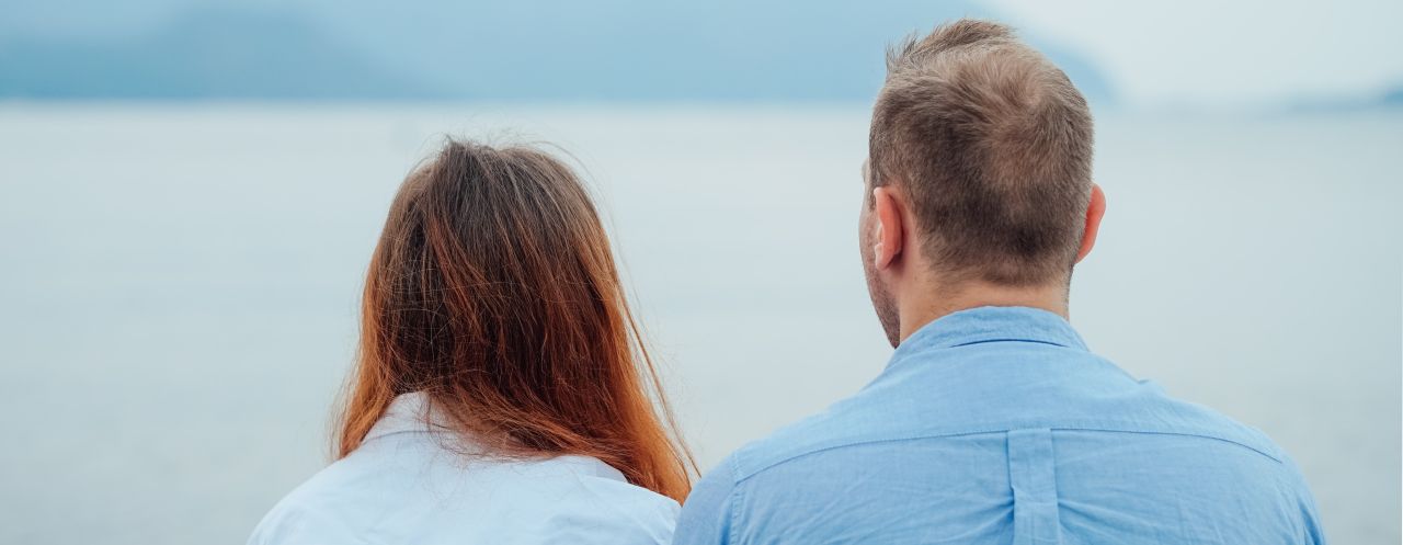 11 Gründe, warum Introvertierte beim Dating schrecklich sind