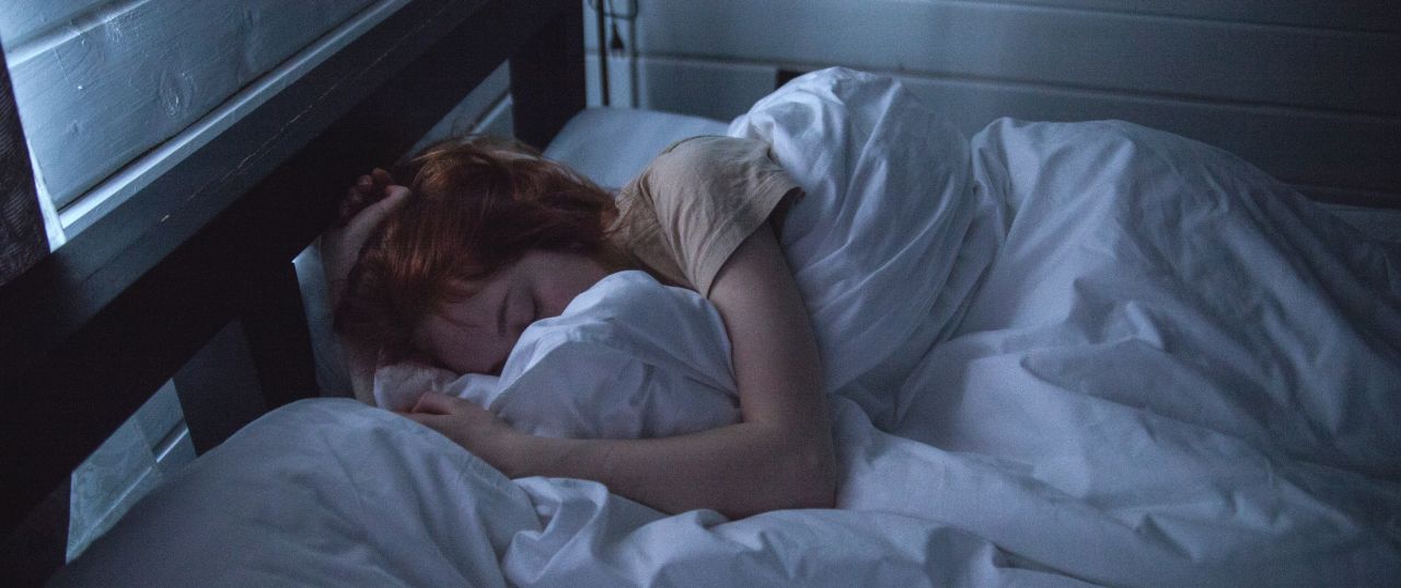 Wie beschwerte Decken dir bei Angstzuständen und besserem Schlaf helfen