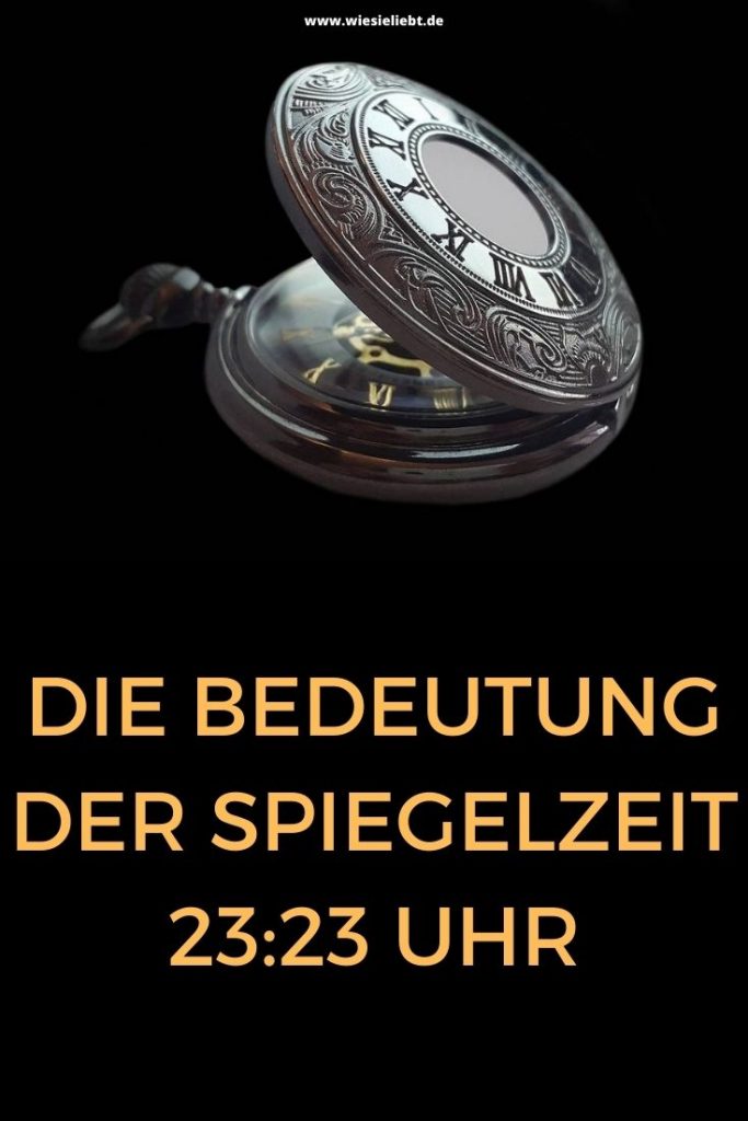 Die-Bedeutung-der-Spiegelzeit-2323-Uhr.