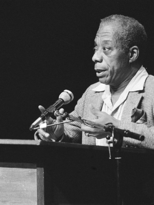 Mehr als 30 inspirierende Zitate von James Baldwin über Liebe, Freiheit und Gleichheit