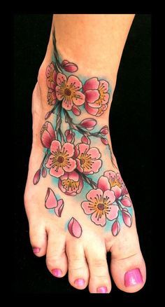 22. Kirschblüten-Tattoo