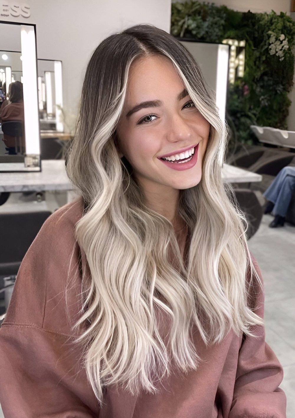 30 Atemberaubende aschblonde Haarfarbideen, die im Trend liegen