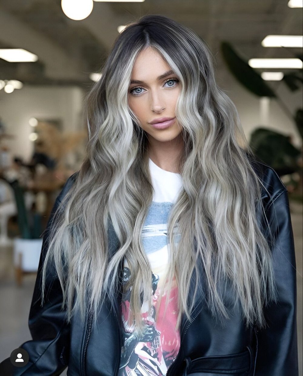 30 Atemberaubende aschblonde Haarfarbideen, die im Trend liegen