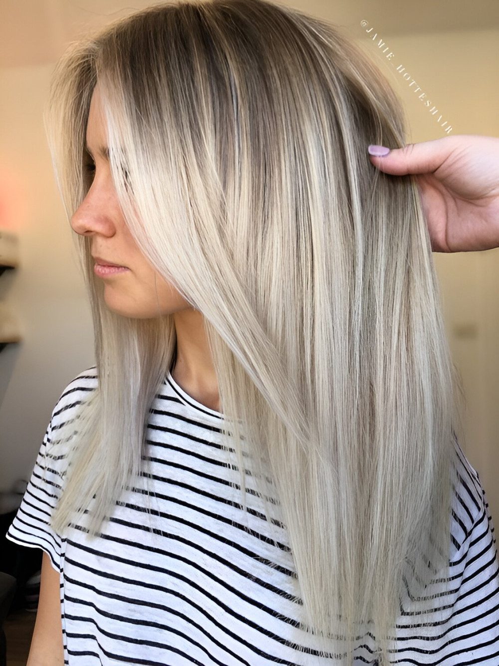 30 Atemberaubende aschblonde Haarfarbideen, die im Trend liegen