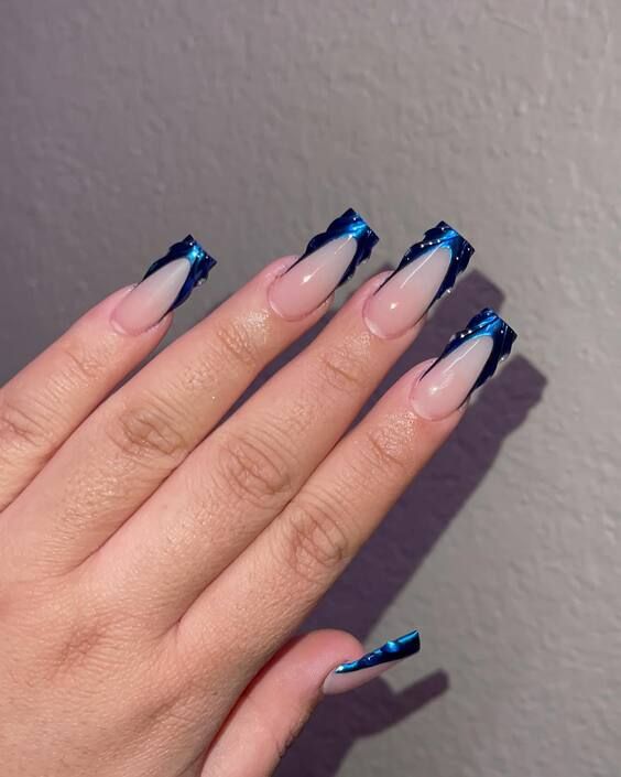 Galaktisch blaue French Tips