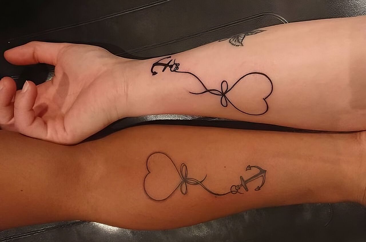 Passende Tattoos mit Herz für beste Freunde